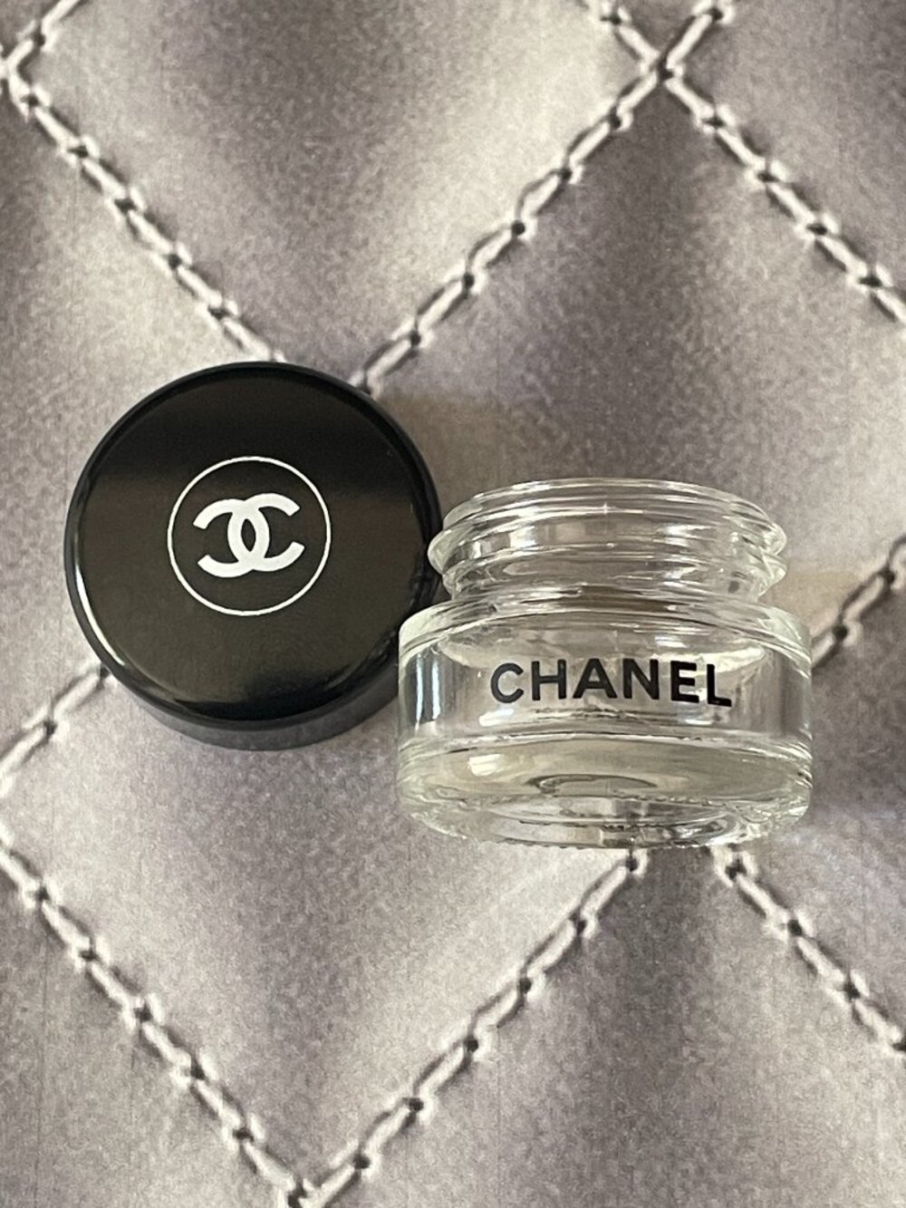 CHANEL Glass Jar Mini Travel Size with Spatula MINT
